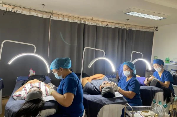 Ultimate filler injections for scars at Jolie Clinic