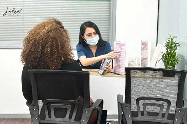 Jolie Clinic offers professional care and high-quality products