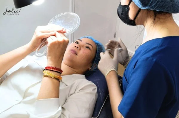 Minimize complications after lip filler injection